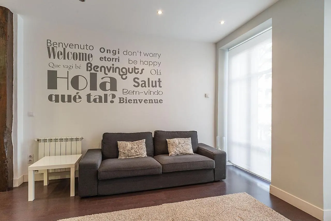 Centro By People Rentals San Sebastian 0*,  Spain